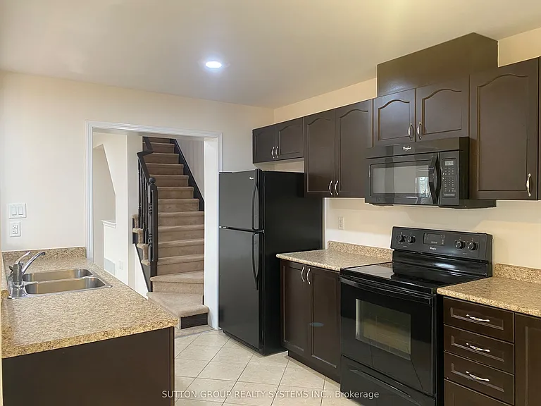 39 Suitor Ct — Photo 10