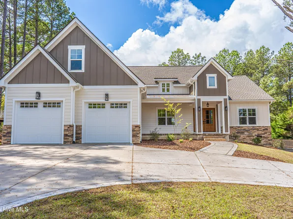 2 Starlit Lane, Pinehurst, NC 28374
