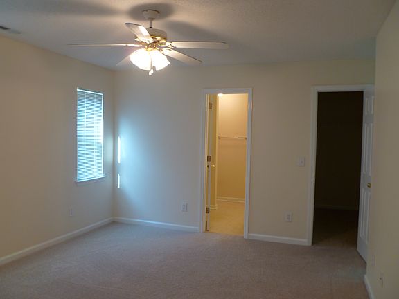 3rd image of 13609 Boca Cir SE