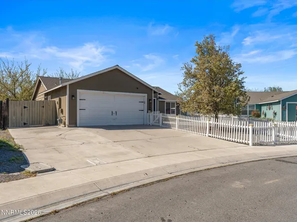 111 Shadow Mountain Dr, Fernley, NV 89408