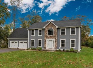 6 Lydia Rd, Unionville, CT 06085