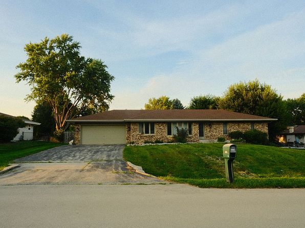 3438 Shelburne Dr