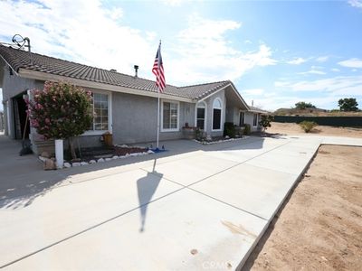 11691 Ivy Ave, Hesperia, CA, 92345