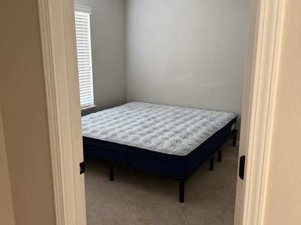 5 Skipping Rock Way, Napa, CA 94558