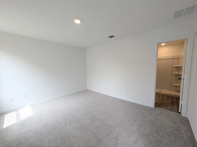 2448 Lost Creek Rd — Photo 16