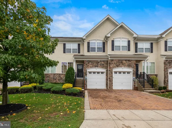 8 Kingswood Ct, Westampton, NJ 08060