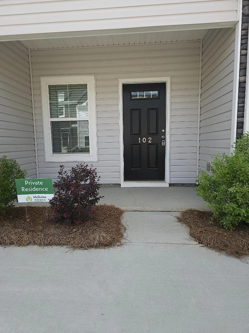 Unit Photo - 102 Lowland Dr
