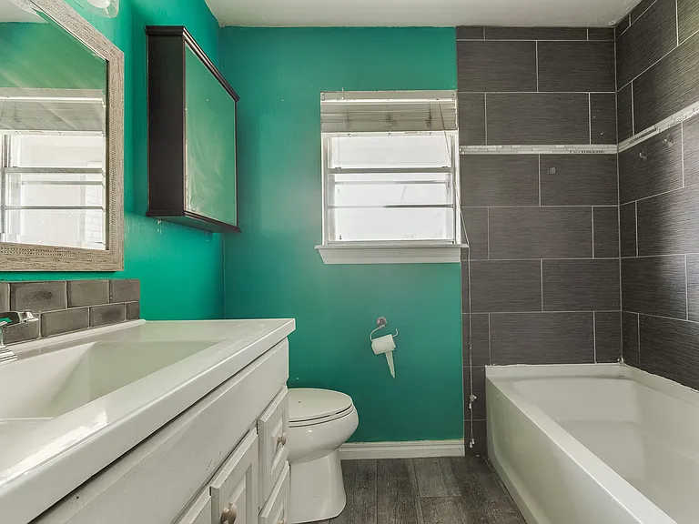 105 Paul Ave — Photo 21