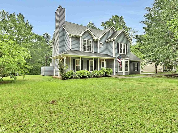 3rd image of 535 N Oakland Cir