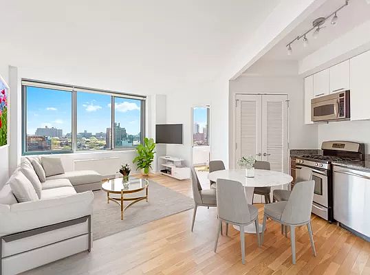 1st image of 230 Ashland Pl APT 17B