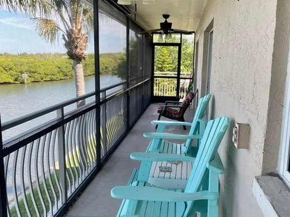 8803 Bay Pointe Dr #203, Tampa, FL 33615