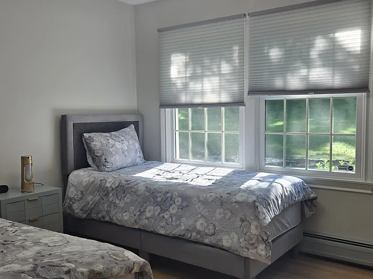 13 Victory Rd — Photo 10