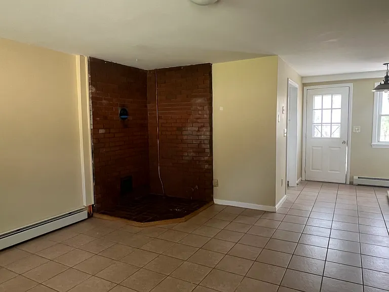 88 Woodland Hls — Photo 5