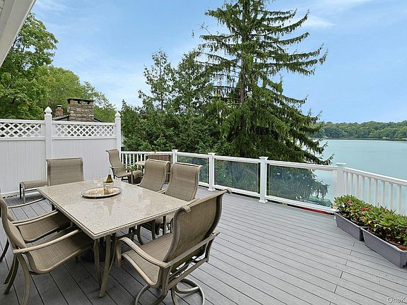 5th image of 11 Lakeside Road