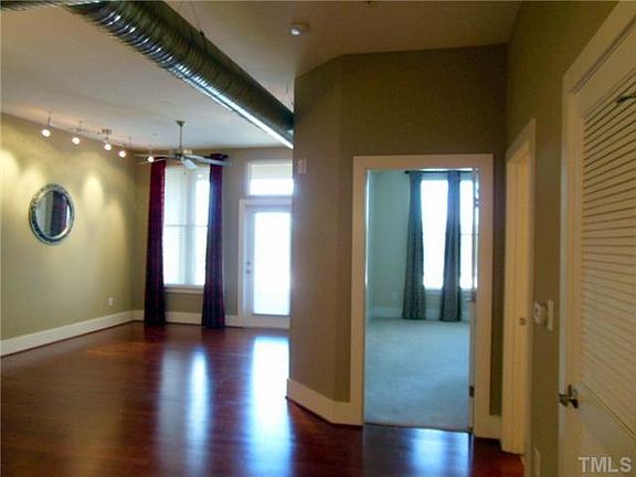 4th image of 300 Finsbury St APT 213
