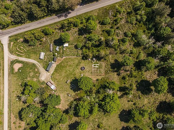 2nd image of 1631 Lower Elwha Road