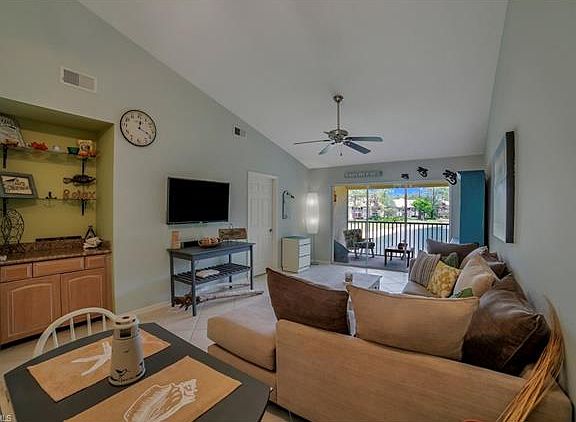 5th image of 145 Robin Hood Cir Unit 203