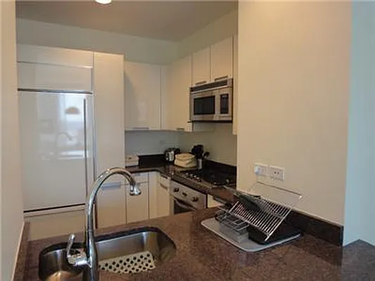 Rented by 212 Consulting Corp | media 33