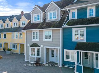 1500 Venetian Blvd #W9, Pt Edward, ON