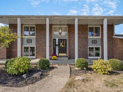 411 Crestwood Dr, Arthur, IL, 61911