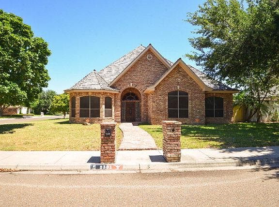 2nd image of 2501 Sequoia Dr