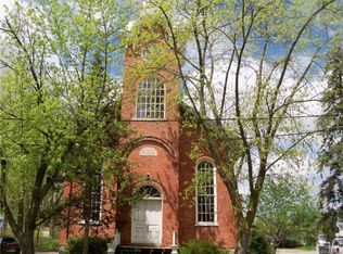 5860 Andersonville Rd, Waterford, MI 48329