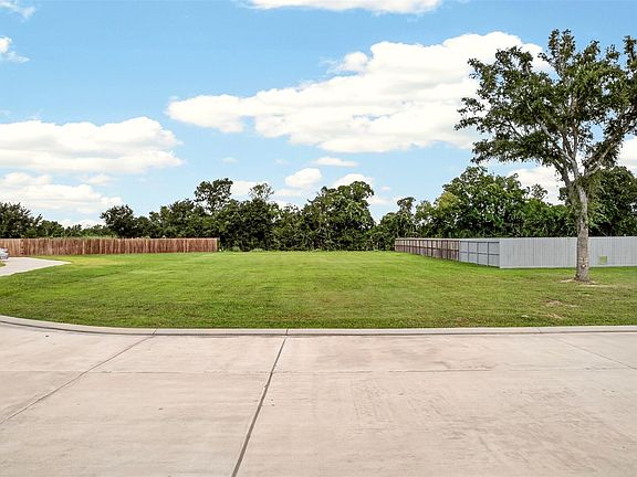 4th image of 3158 W Tower Cir