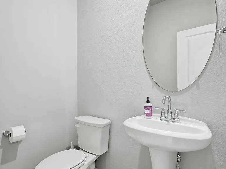 1004 Mamavic Ln — Photo 3