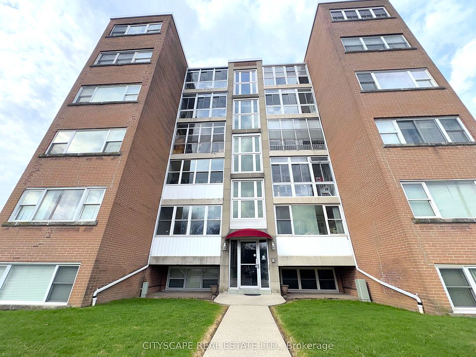 1st image of 824 Brant St #25
