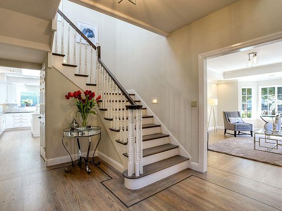 5th image of 267 W Oakwood Blvd