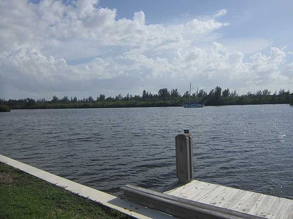 5th image of 4115 Indian River Dr