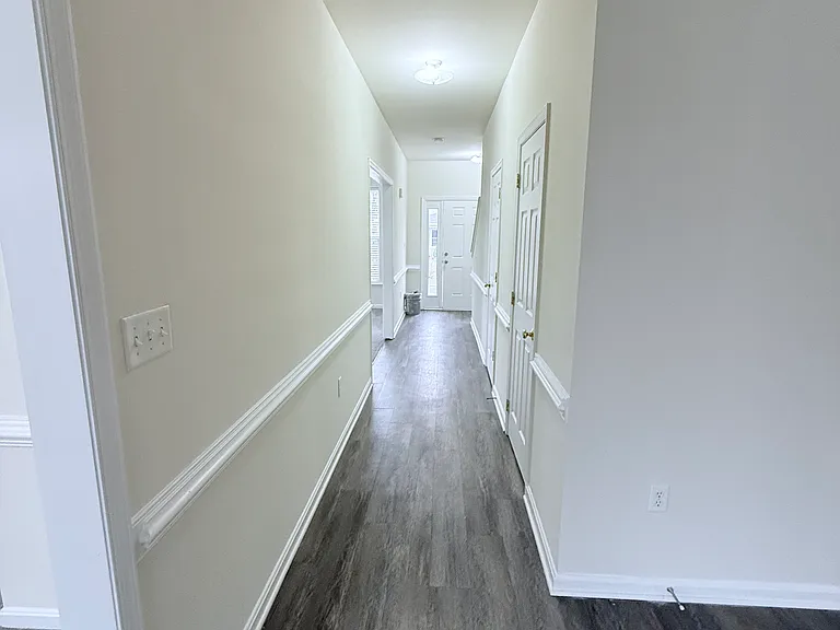 380-438 Channing Dr — Photo 39