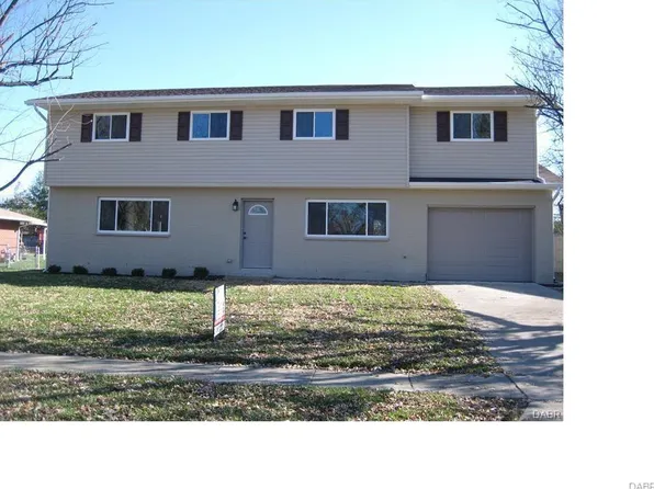 4020 San Marino Dr, Dayton, OH 45440