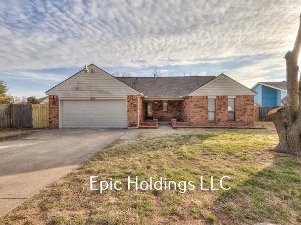 800 SE 34th St, Moore, OK 73160
