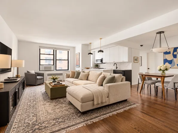 60 East 9th Street image 1 of 6
