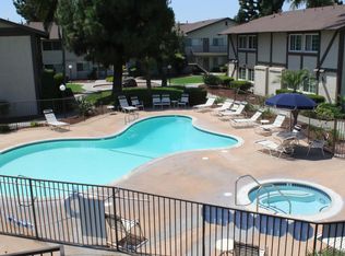 Stonehedge, Anaheim, CA 92801