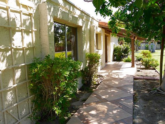 4th image of 48972 Cochran Dr