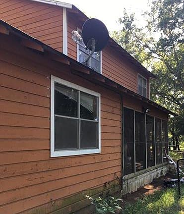 4th image of 1601 Woodview Dr