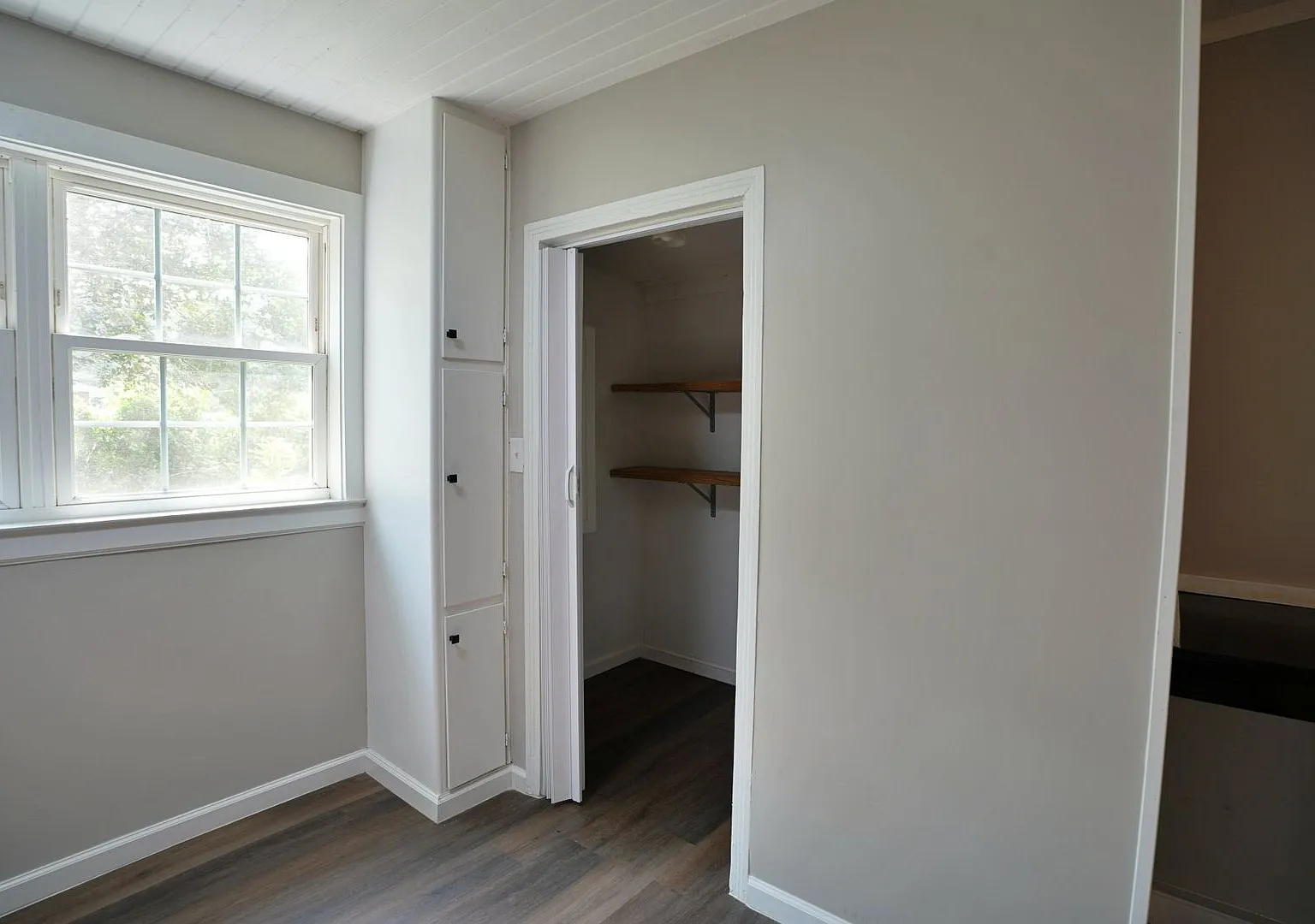 417 West 31st st — Photo 4