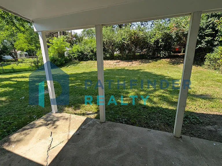 4253 Redonda Ln — Photo 2