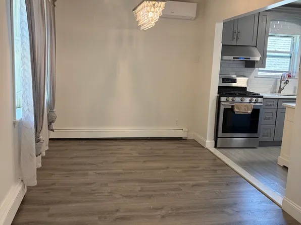 (undisclosed Address), Fresh Meadows, NY 11365