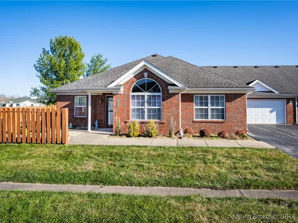 1933 Harmony Circle, Charlestown, IN 47111