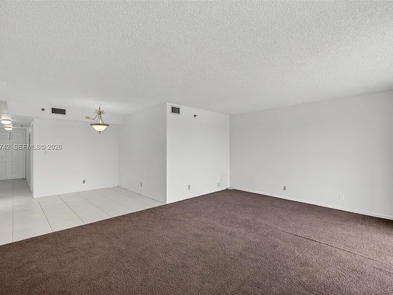 3100 W Rolling Hills Cir #303 — Photo 15