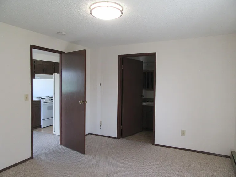 1019 22nd St #17 — Photo 7