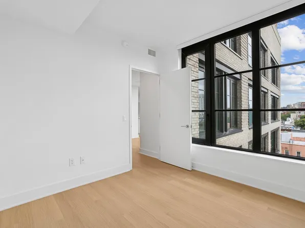 499 President Street image 15 of 37