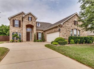 8104 Summerleaf Dr, Arlington, TX 76001