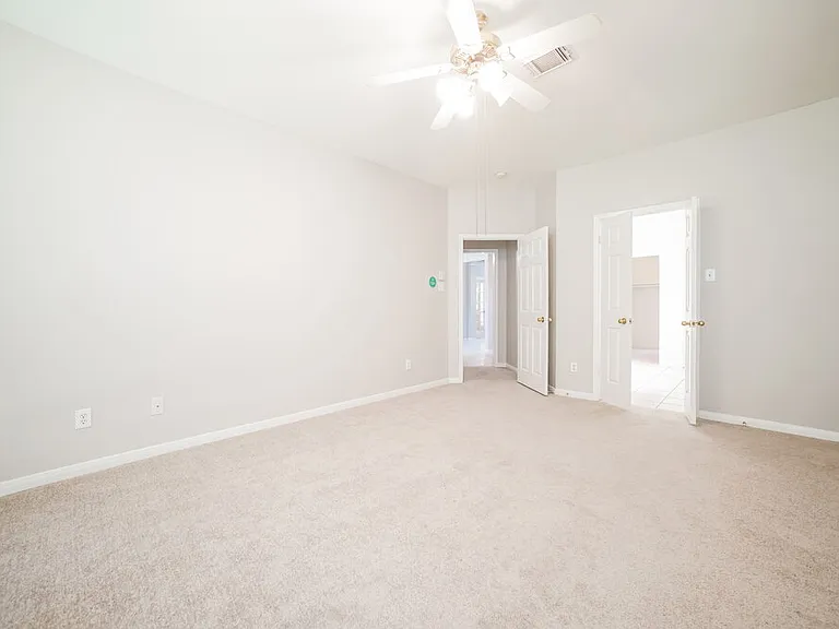 11727 Newlands Ct — Photo 11