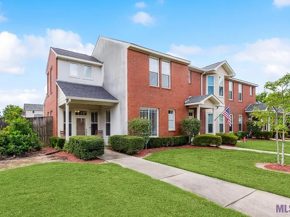 9931 Smithfield Ct, Baton Rouge, LA 70810