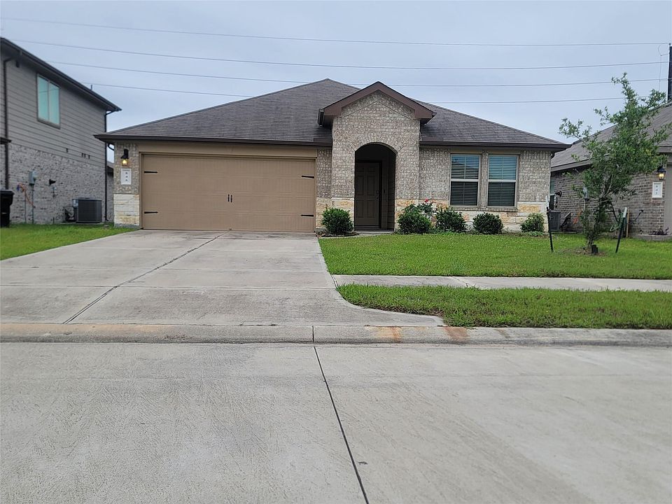 1st image of 846 Autumn Flats Way