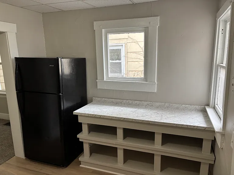166 Lake St #2 — Photo 6
